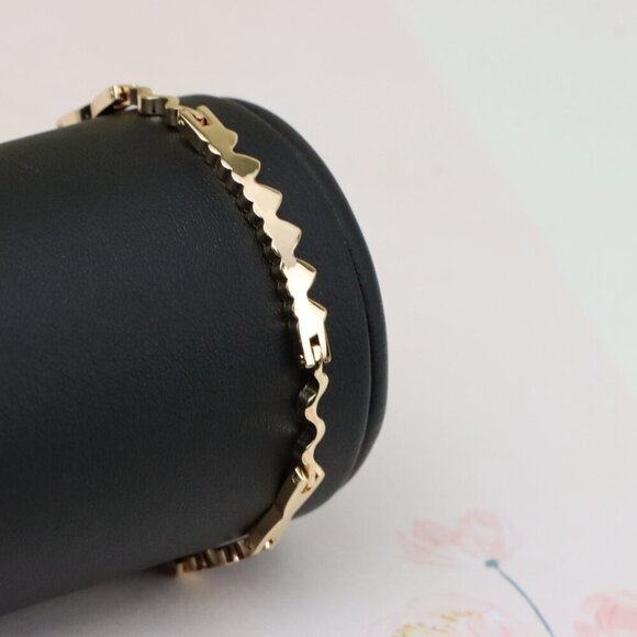 "Trendy Zigzag Rose Gold Bracelet in High Quality Gold Plated Brass, XPBL0868 - Picture 9 of 12